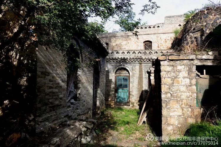 隆福寺，古都深处的文化瑰宝与现代生活的和谐共生