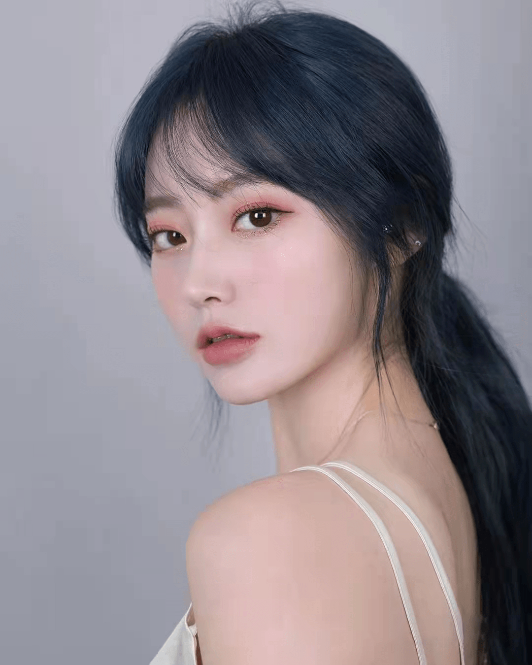 www.色小姐 com