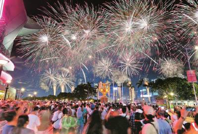 澳门彩市风云，2038年新春特辑2023澳门今晚开什么烟花