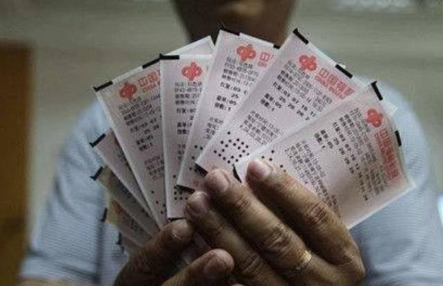 中彩票40万要交多少税？揭秘中国彩民的税务知识彩票40万交多少个人所得税